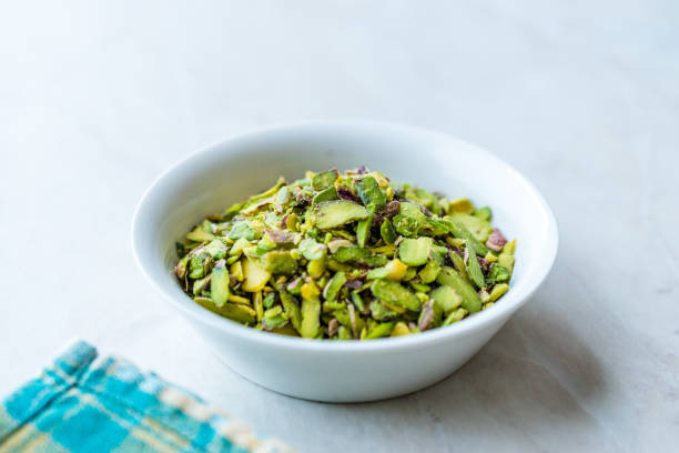 فروش خلال پسته